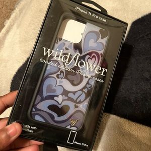 SALEM MITCHELL x WILDFLOWER CASES💋